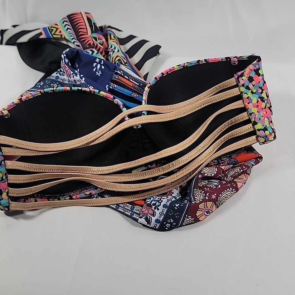 2 Multicolor Victoria’s Secret Bikini Top + bottom - Picture 7 of 7